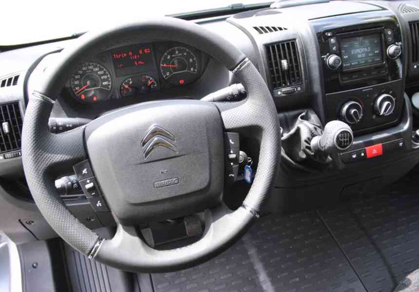 Dodávka k zapůjčení Peugeot Boxer L4H2 - foto 2