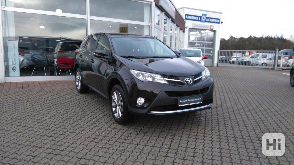 Toyota RAV 4 2.0i 4x4 Edition benzín 111kw - foto 1