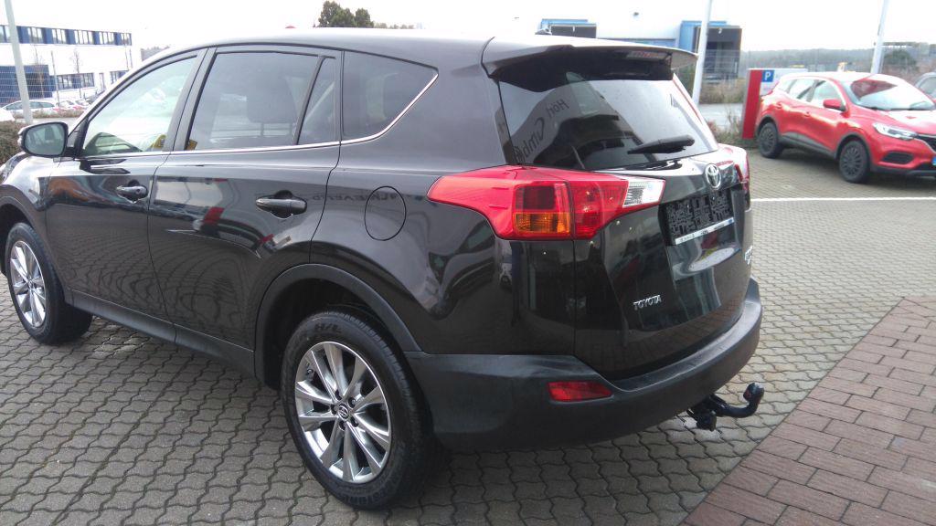 Toyota RAV 4 2.0i 4x4 Edition benzín 111kw - foto 15