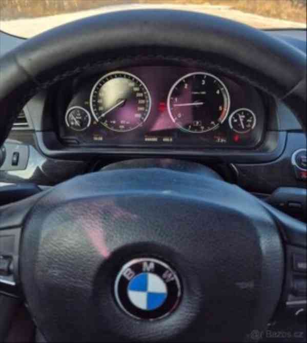 BMW Řada 5 3,0   f11 530d - foto 4