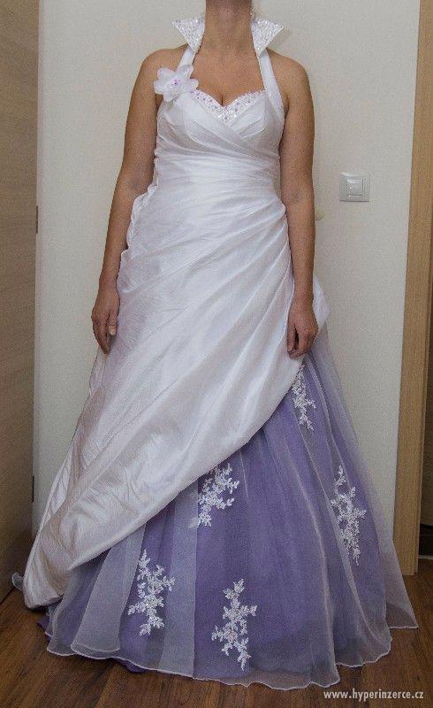 Fialovo-bílé svatební šaty + doplňky - foto 1