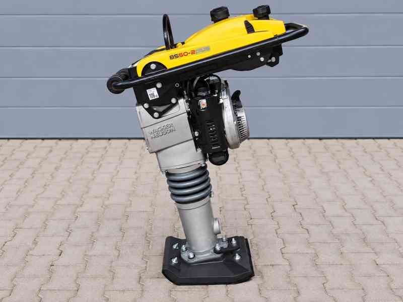 Vibrační pěch Wacker BS 50-2 Plus 59 kg, 17 kN - foto 1
