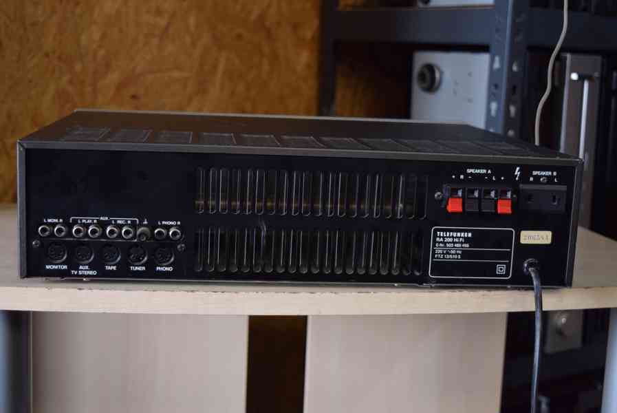 TELEFUNKEN RA200 KVALITNÍ VINTAGE STEREO ZESILOVAČ - foto 7