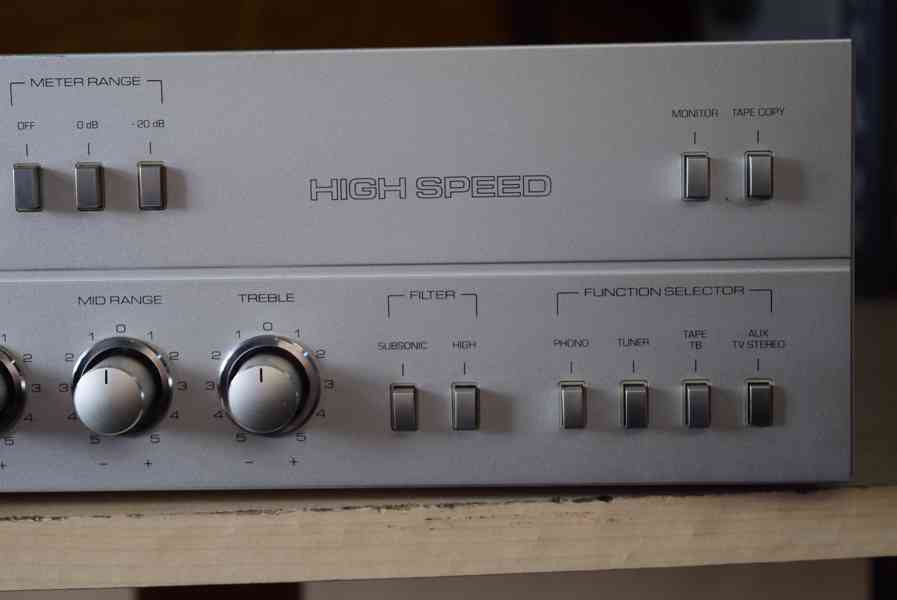 TELEFUNKEN RA200 KVALITNÍ VINTAGE STEREO ZESILOVAČ - foto 4