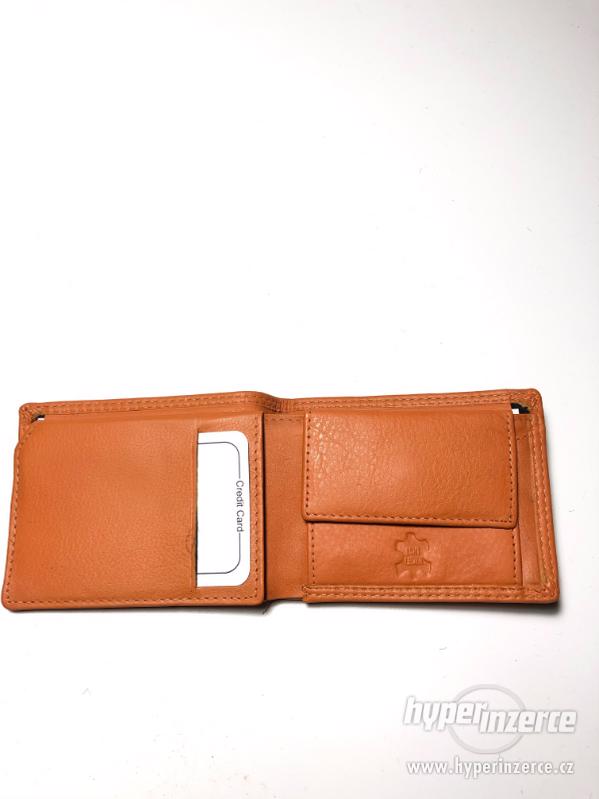Malá hnědá kožená peněženka - foto 2
