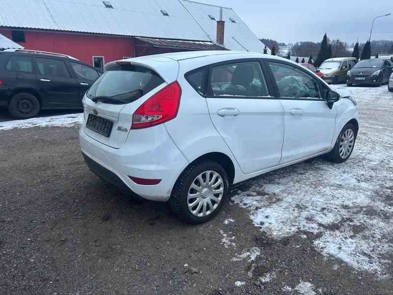 Ford Fiesta 1,25 60KW SNJB r.2010 prodám díly - foto 3