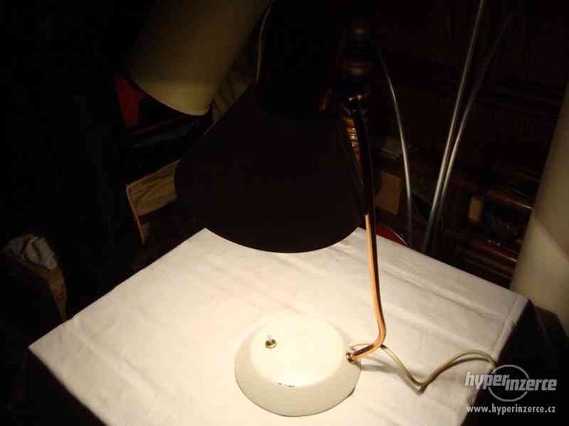 Retro stolní lampa lampička 70. roky bílá pěkná funkční - foto 15