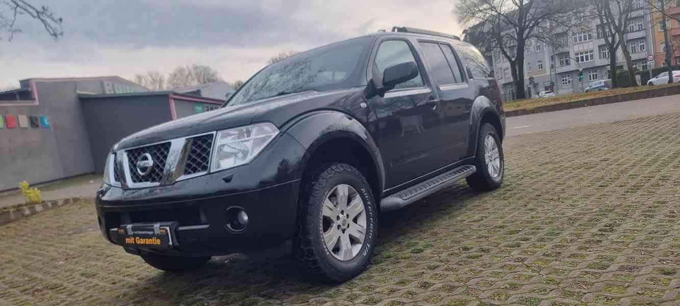 Nissan Pathfinder 2.5 dCi Premium Aut. 128kw - foto 21