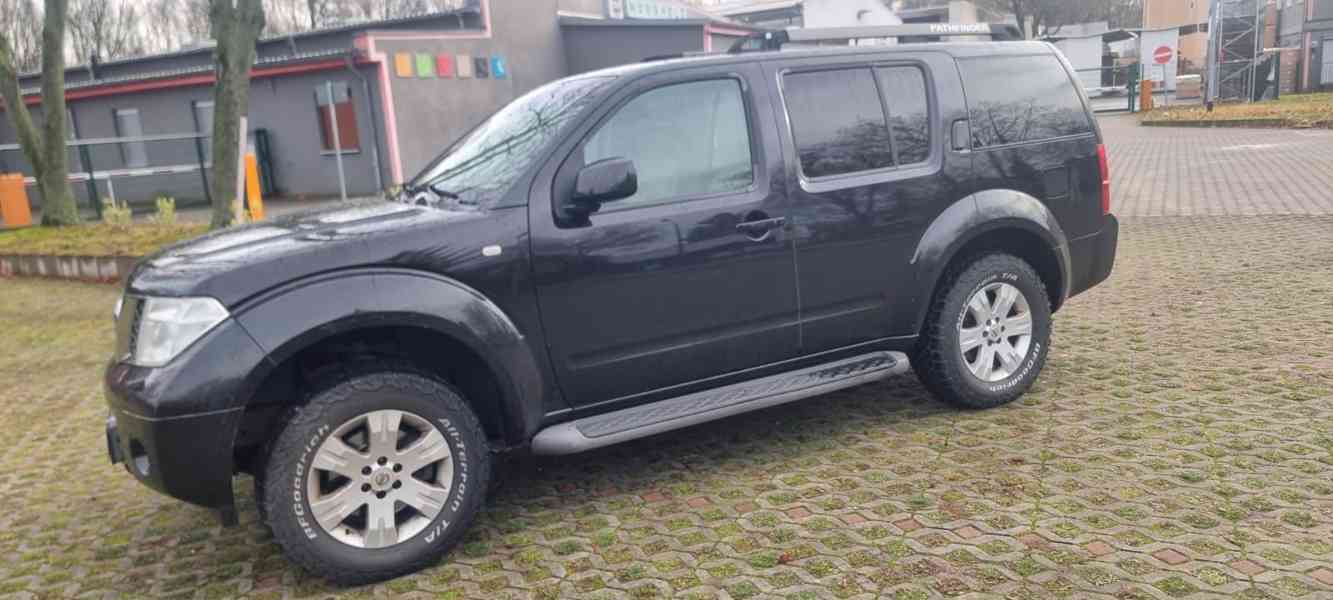 Nissan Pathfinder 2.5 dCi Premium Aut. 128kw - foto 3