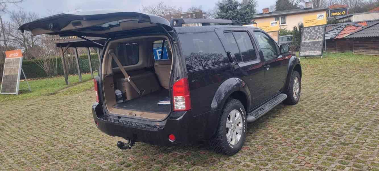 Nissan Pathfinder 2.5 dCi Premium Aut. 128kw - foto 14