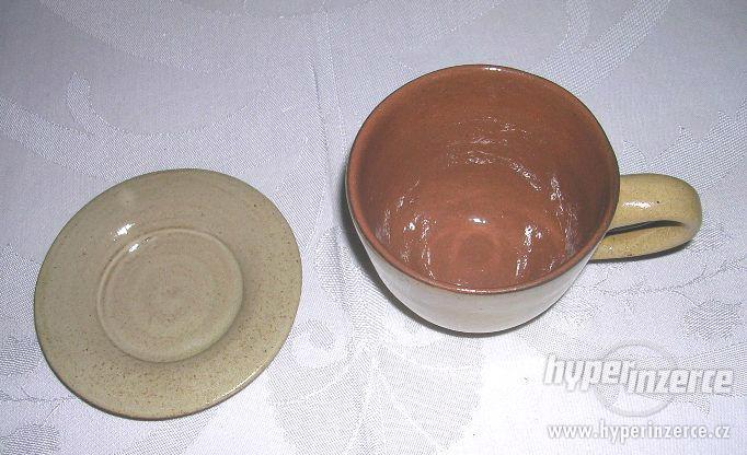 Neužívaná keramika: dóza / cukřenka a šálek - foto 4