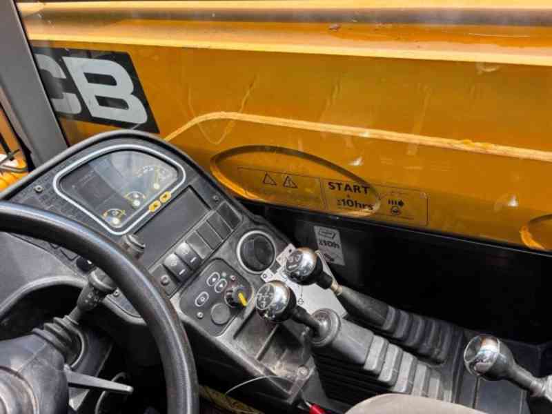 9.5m / 3.5t manipulátor JCB, vidle - foto 7