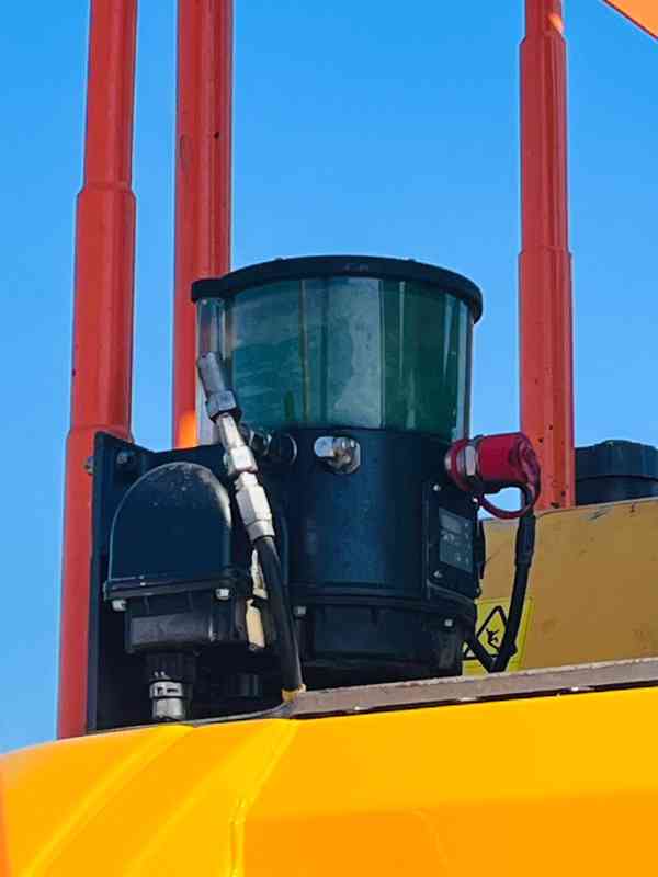 Pásové rypadlo Volvo ECR235EL (Možnost leasingu) - foto 12