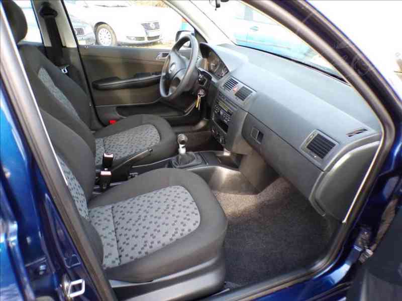 Škoda Fabia 1,4 16V KLIMA - foto 11