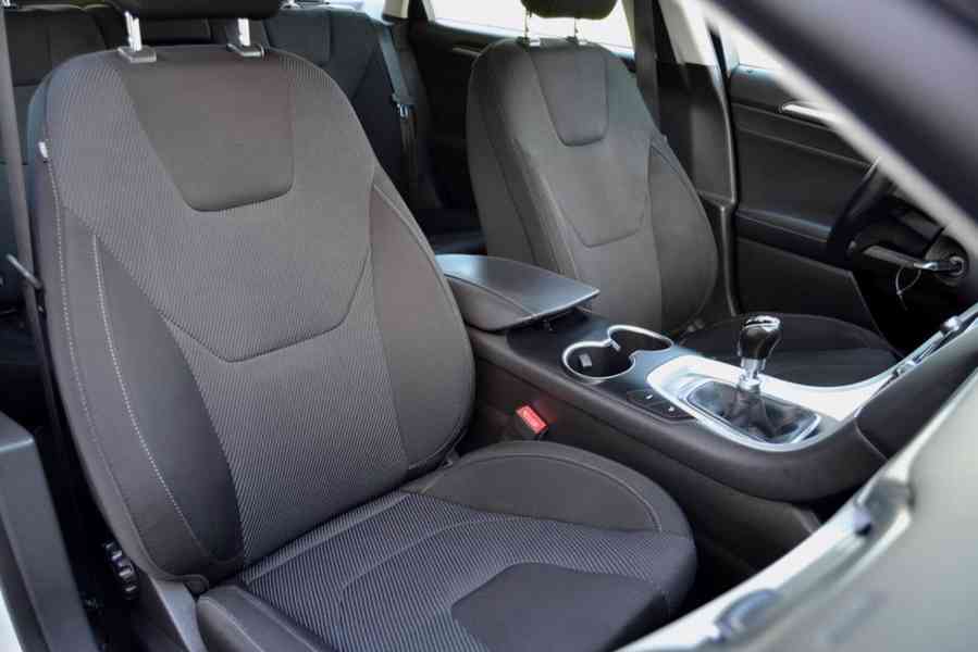 Ford Mondeo 2.0 TDCI 110kW Business Edition LED Dynamic face - foto 12