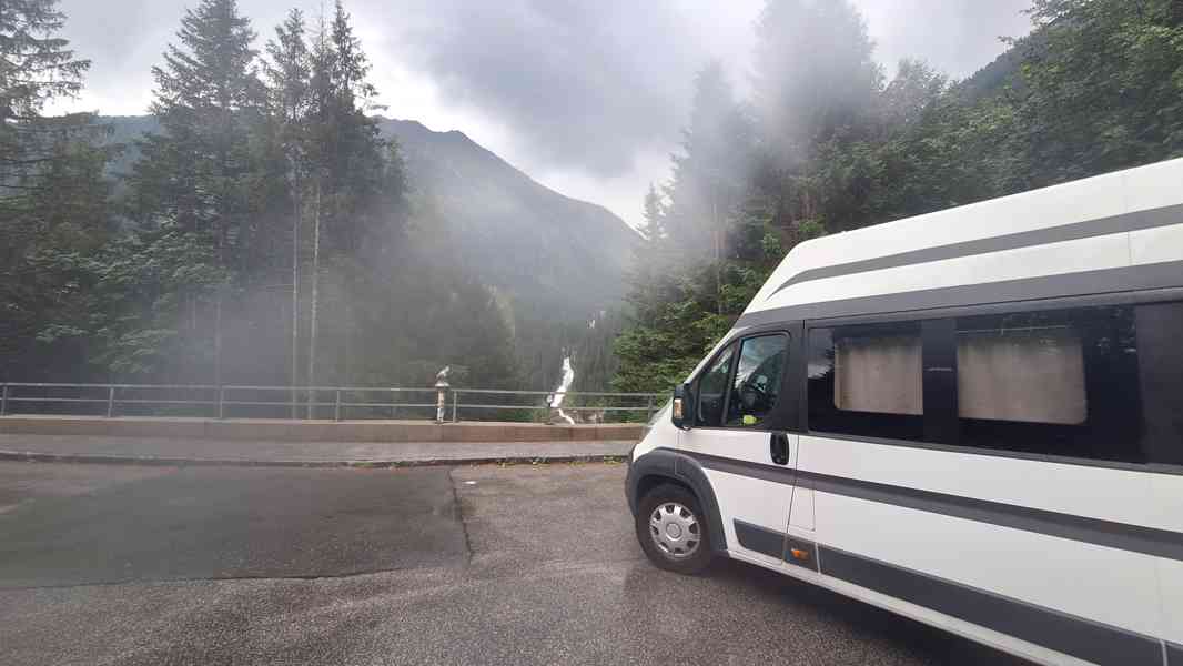 vestavba obytná dodávka karavan - foto 3