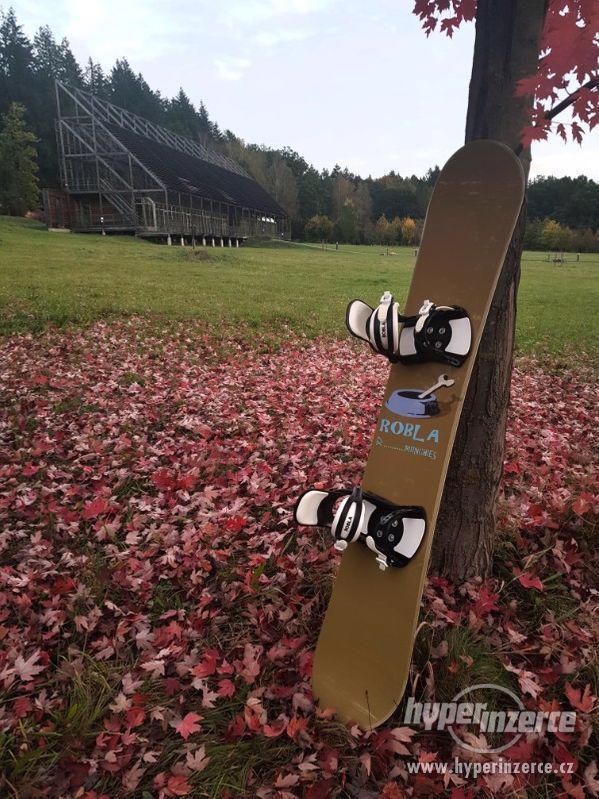 Snowboard a boty značky Robla - foto 3