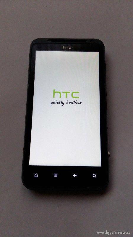 HTC EVO 3D - foto 6