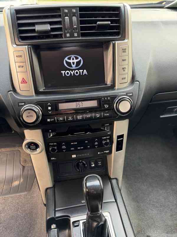 Toyota Land Cruiser 3.0 Automat 2012   - foto 2