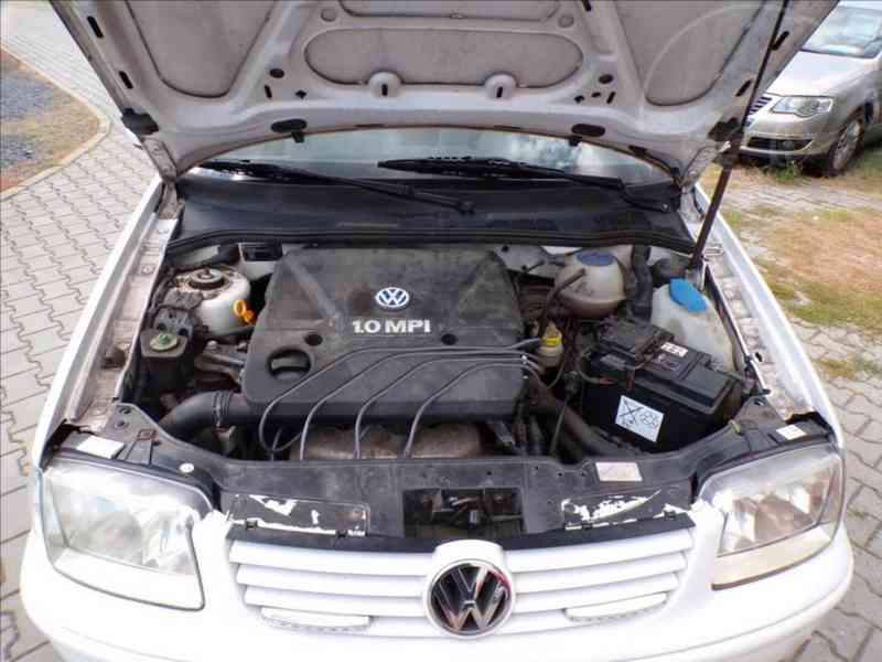 Volkswagen Polo 1,0 MPI POSILOVAČ ŘÍZENÍ - foto 13