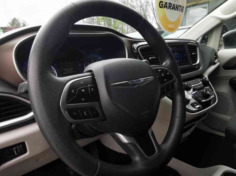 Chrysler Pacifica 3.6i V6 benzín 214kw - foto 16