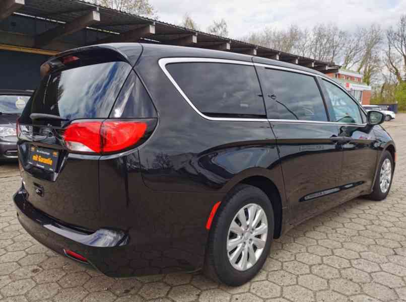 Chrysler Pacifica 3.6i V6 benzín 214kw - foto 6