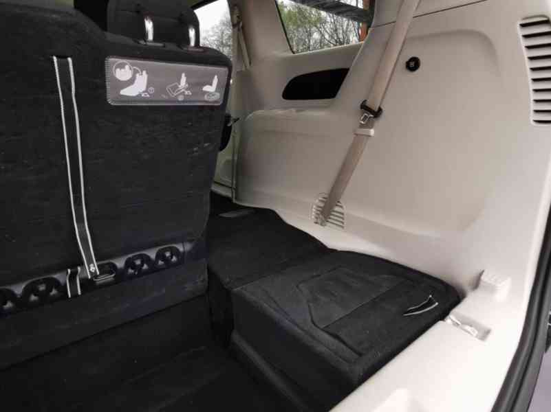 Chrysler Pacifica 3.6i V6 benzín 214kw - foto 12