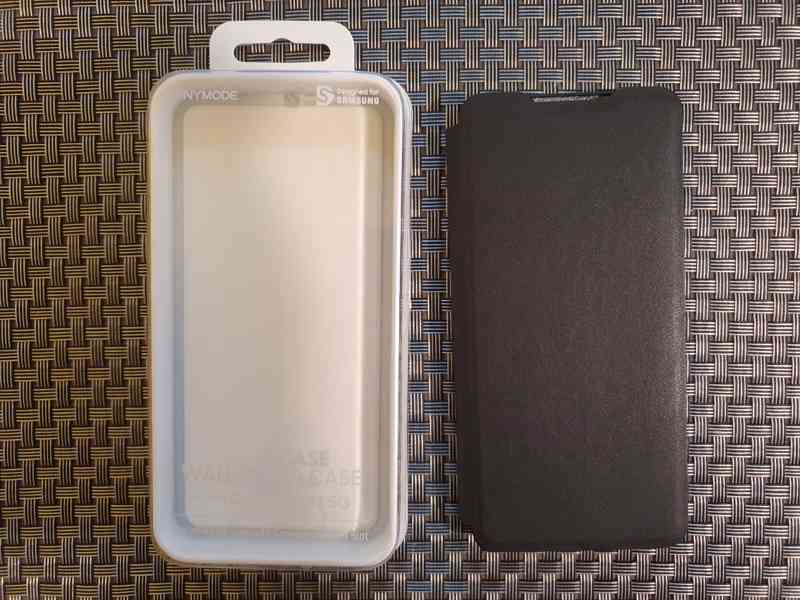 Flipové pouzdro černé pro Samsung Galaxy A33 5G - foto 2