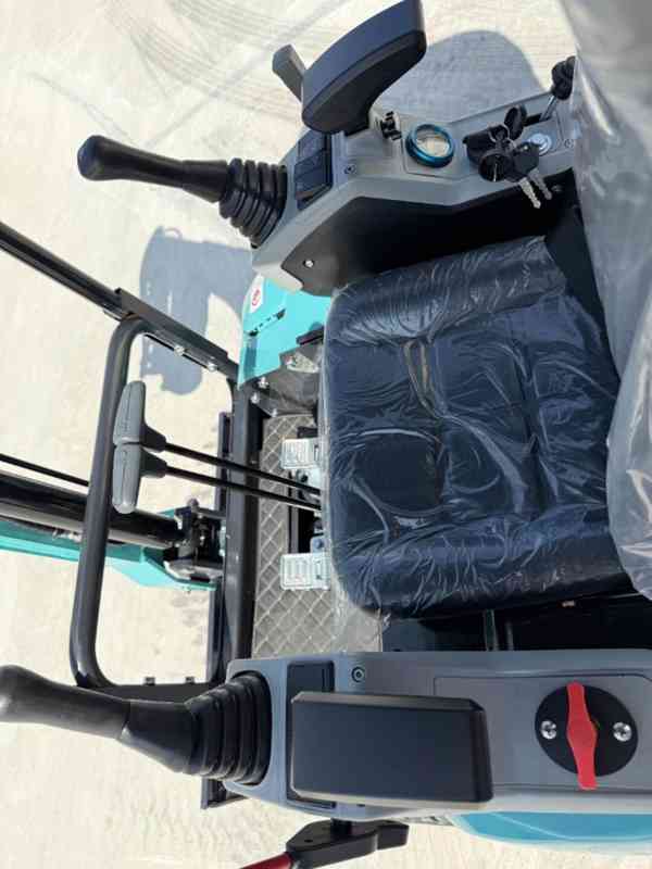 Bagr pásový cr14, CRONA - minibagr (YANMAR/KUBOTA) - foto 4