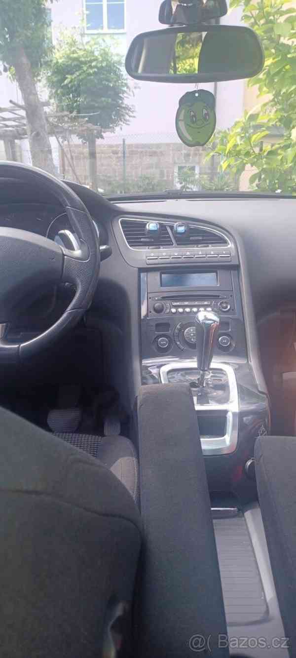 Peugeot 5008 1,6 - foto 3