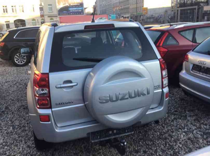 Suzuki Grand Vitara 2.0i Comfort benzín 103kw - foto 4