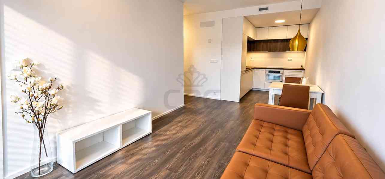 NABÍDKA PRONÁJMU NOVOSTAVBY LUXUSNÍHO BYTU, BRNO-STŘED - foto 8