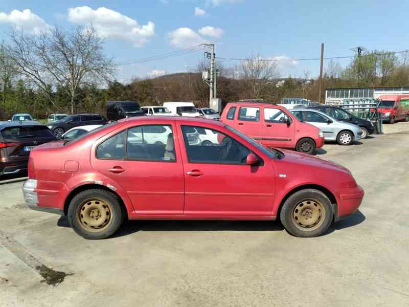 VOLKSWAGEN BORA 1.9 TDI 66kW - foto 5