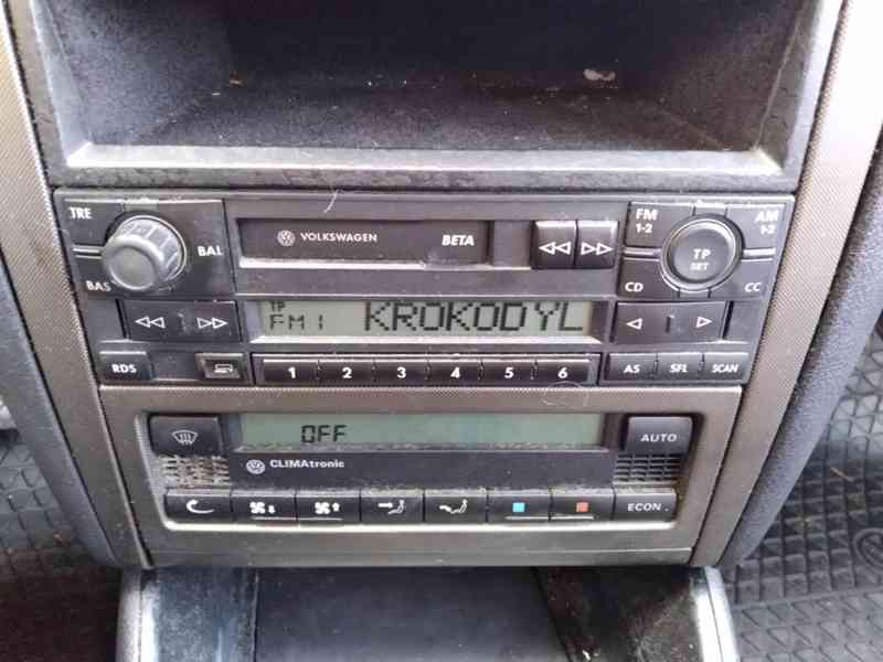 VOLKSWAGEN BORA 1.9 TDI 66kW - foto 15