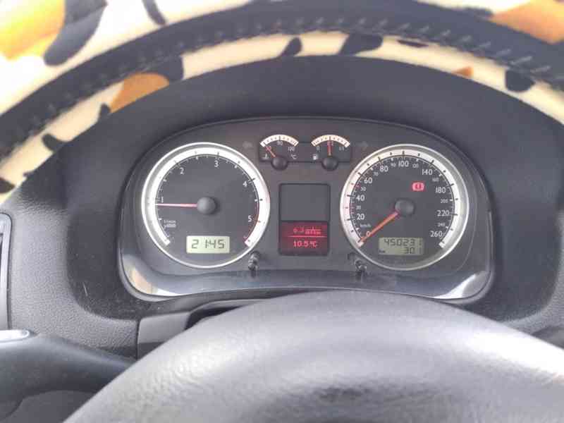 VOLKSWAGEN BORA 1.9 TDI 66kW - foto 14