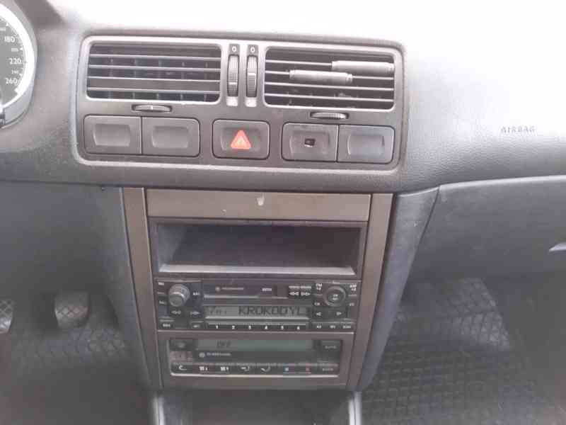 VOLKSWAGEN BORA 1.9 TDI 66kW - foto 16