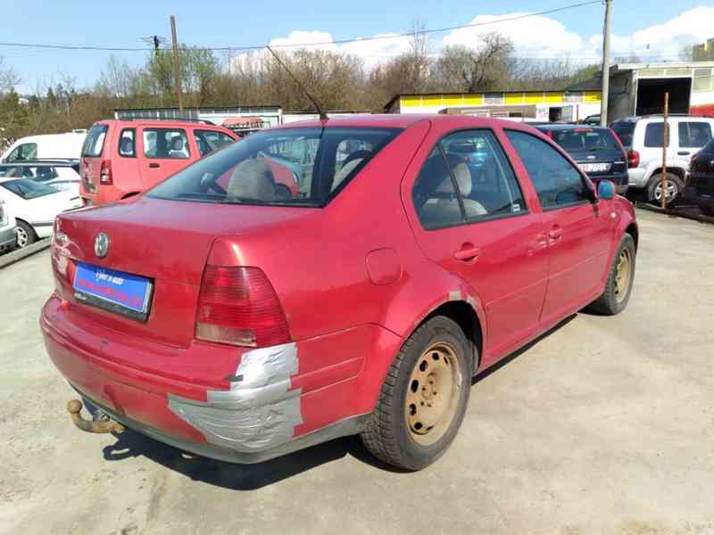 VOLKSWAGEN BORA 1.9 TDI 66kW - foto 8