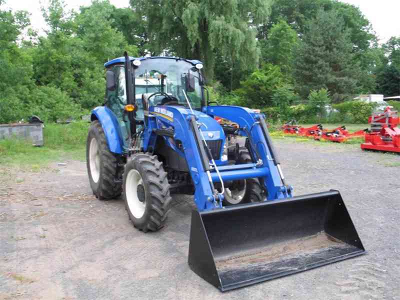Traktor New Holland TccU65 - foto 2