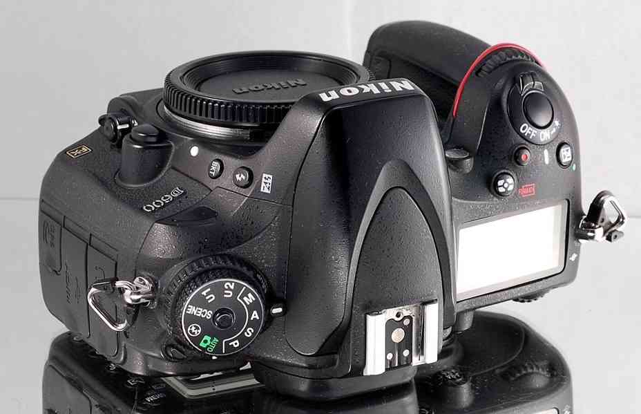 Nikon D600 *Full-frame*24MPix *Full HDV*43000 Exp - foto 5