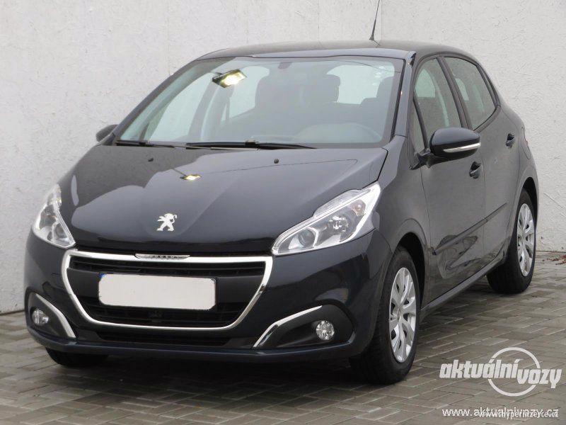 Peugeot 208 1.2, benzín, 2018 - foto 1
