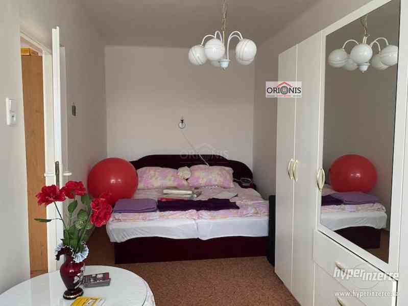 Exkluzivní prodej zemědělské usedlosti s rybníkem, rodinným domem, stodola, garáž, Zelená u Málkova - foto 9
