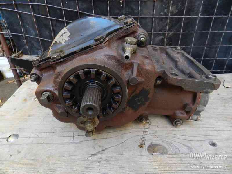 přední diferenciál litina - Aro 10 - foto 4