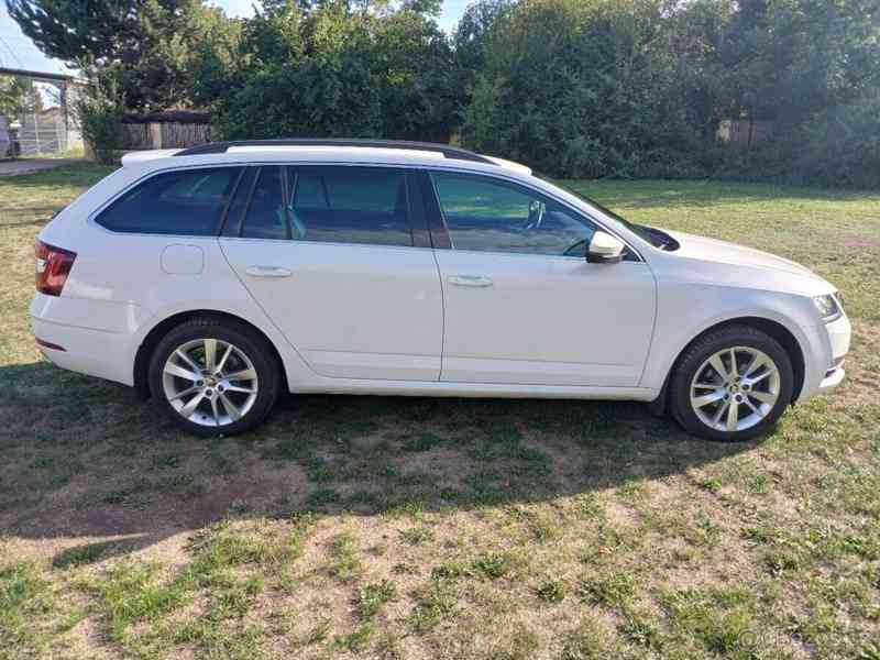 Škoda Octavia 1,6 - foto 16