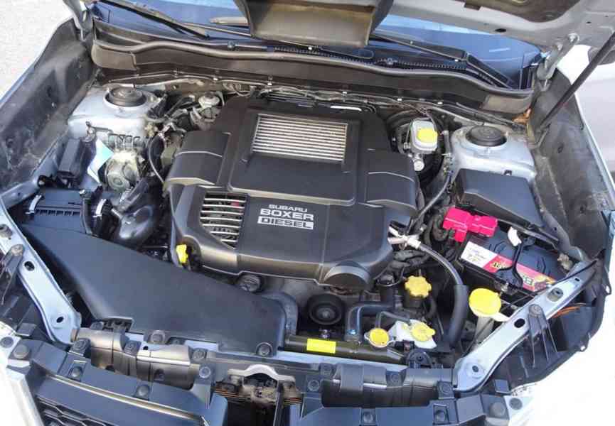 Subaru Forester 2.0 D 4x4 r.v.2013 (108 kw) 2.Maj.serviska - foto 20