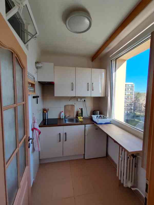 🟢K PRONÁJMU – zařízený byt 1+1 (30 m²), Praha 10 – Hostivař - foto 11