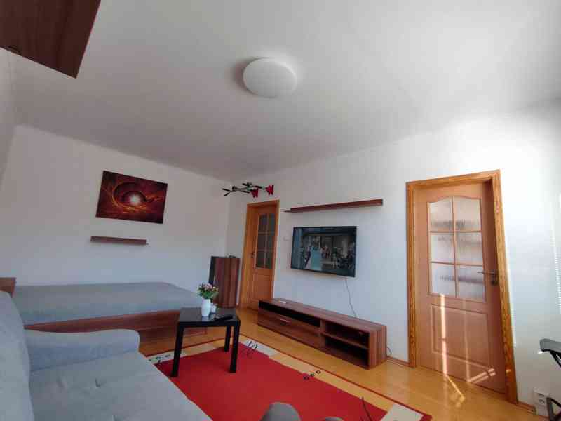 🟢K PRONÁJMU – zařízený byt 1+1 (30 m²), Praha 10 – Hostivař - foto 10