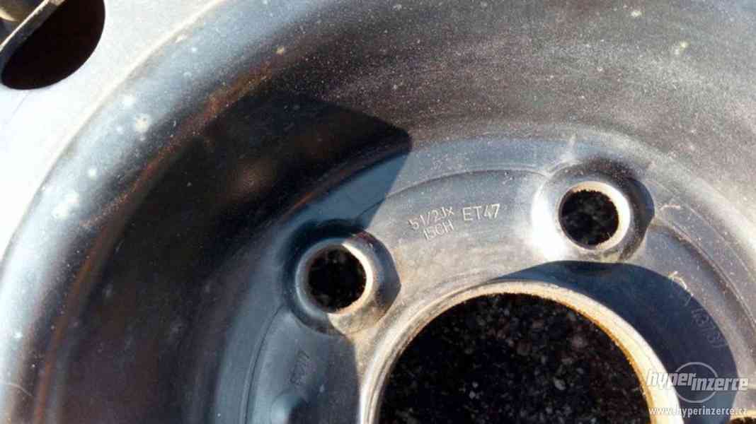 Zimní pneu 185/65 R15 + plech disky (např. Hyundai i30) - foto 4