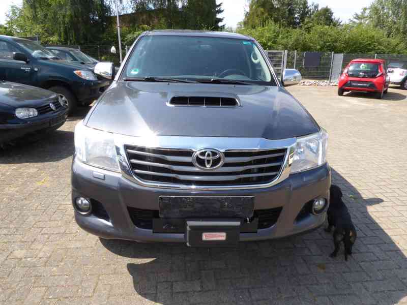 Toyota Hilux 3,0 D4-D 4x4 Aut. 126kw - foto 16