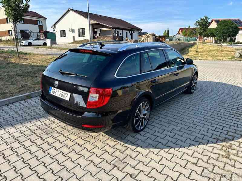 Škoda Superb 2,0   II Facelift TDI 103 kW Eleg. - foto 6