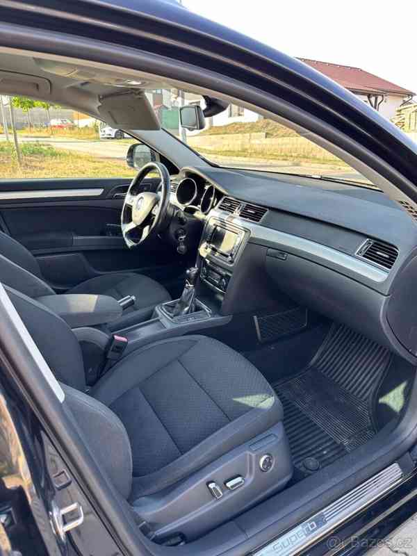 Škoda Superb 2,0   II Facelift TDI 103 kW Eleg. - foto 17
